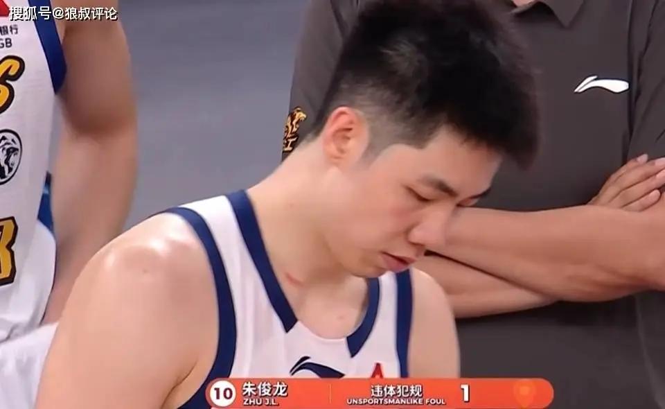小布破解抢七魔咒背靠背进决赛,王欣瑜被称成柏林500赛最难姑娘